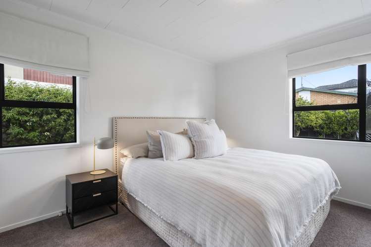 25 Alexis Avenue Mount Albert_14