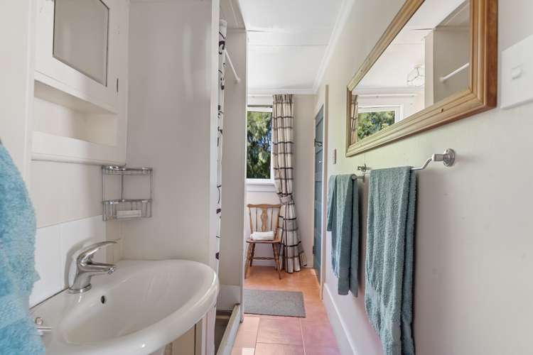 1406 Queen Charlotte Drive Anakiwa and Surrounds_16