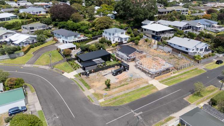 3 Burns Street Westown_4