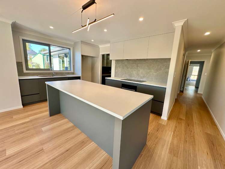 24 Ryburn Road_0