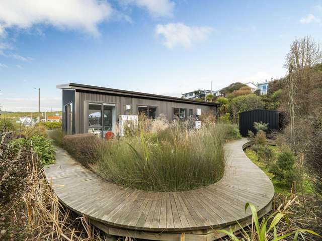 46 Esplanade Kaka Point_4