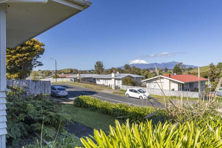 43 Belair Avenue Blagdon_2