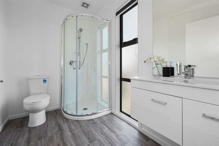 1/2 Searancke Place Fairfield_13