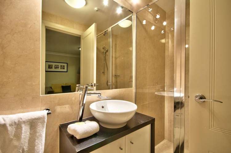 905/34 Lake Esplanade Queenstown_19