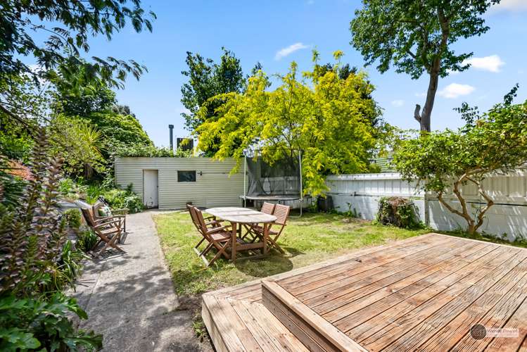 81 Owen Street Belmont_13