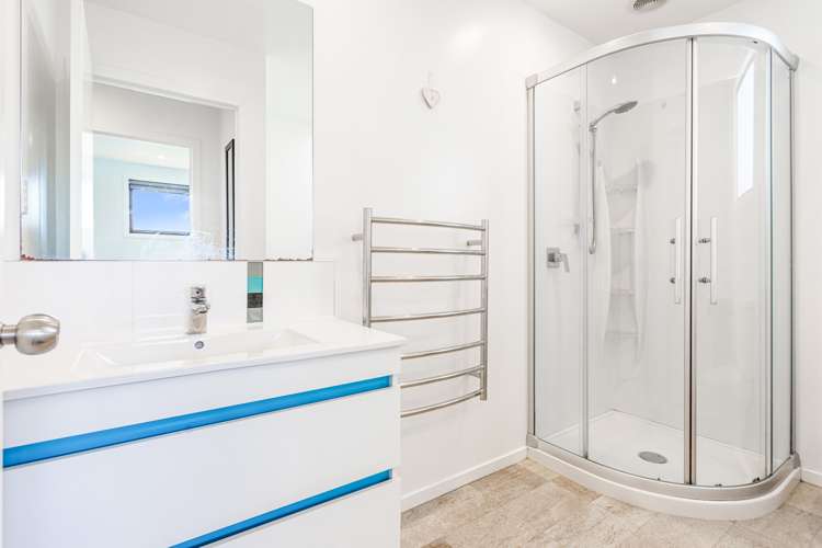 15b Jelas Road Red Beach_11