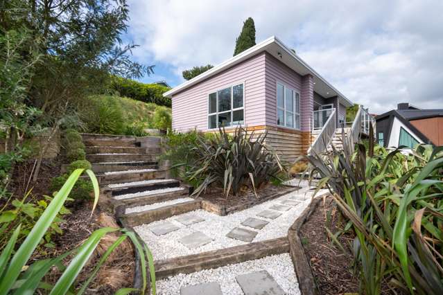 Easy-Care Living with Elevated Outlook