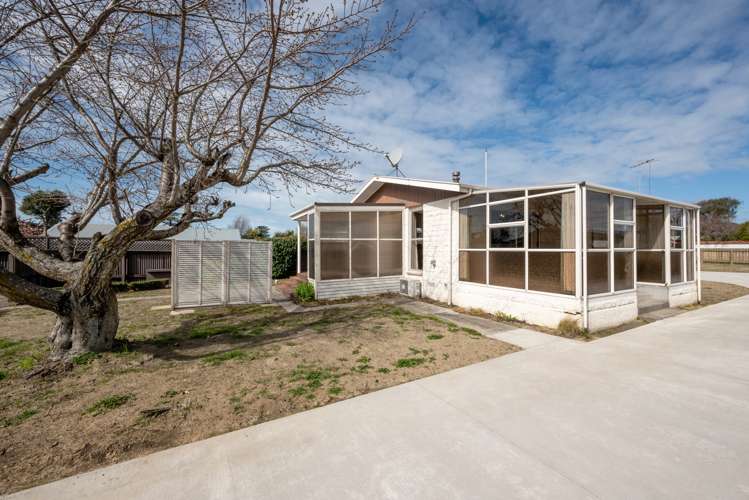 68 New Renwick Road Burleigh_23