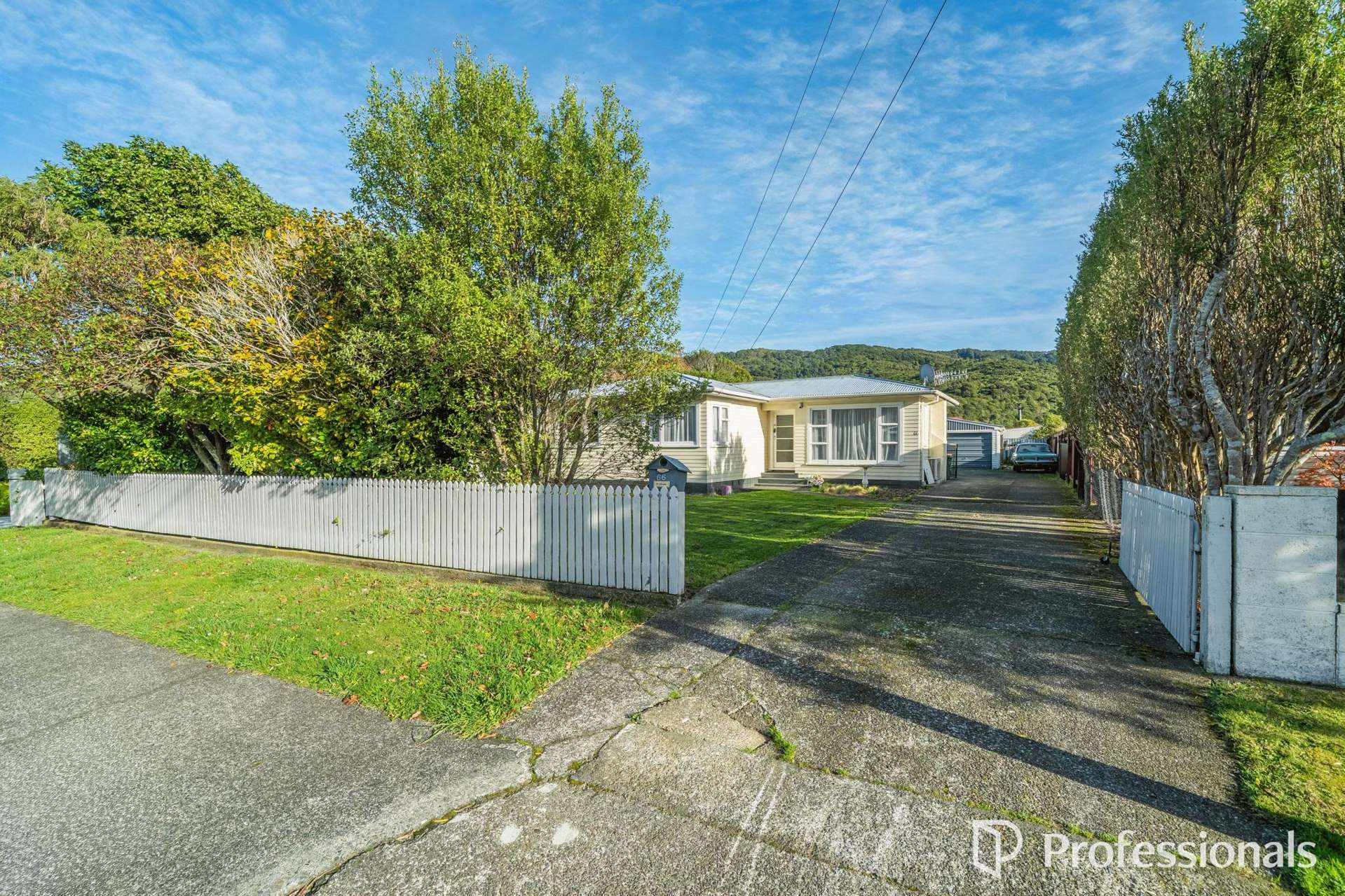 66 Peel Place Wainuiomata_0