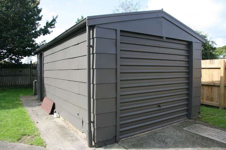 10 Leather Street Huntly_11