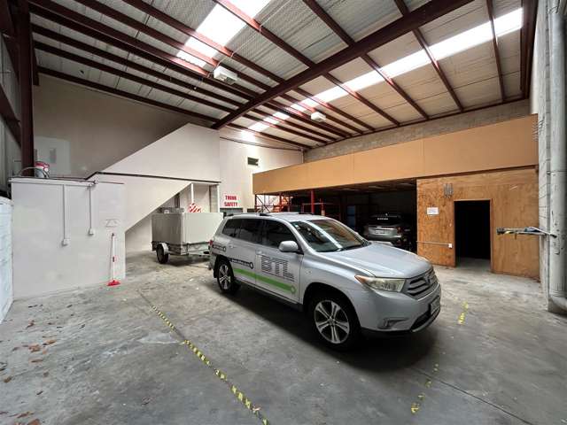 1 McNab Street Penrose_1