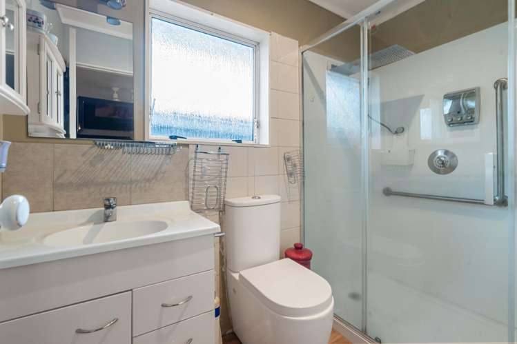 19A Russell Crescent Western Heights_15