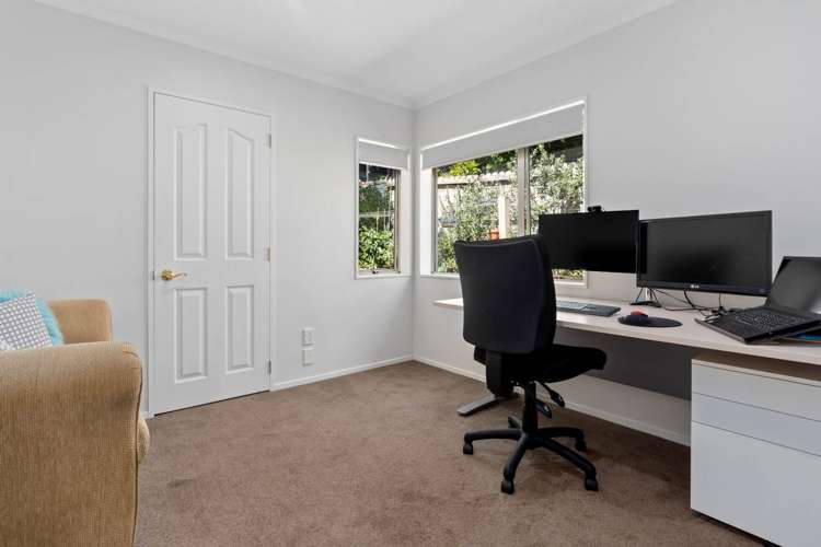 14 Margaret Henry Crescent Oteha_14