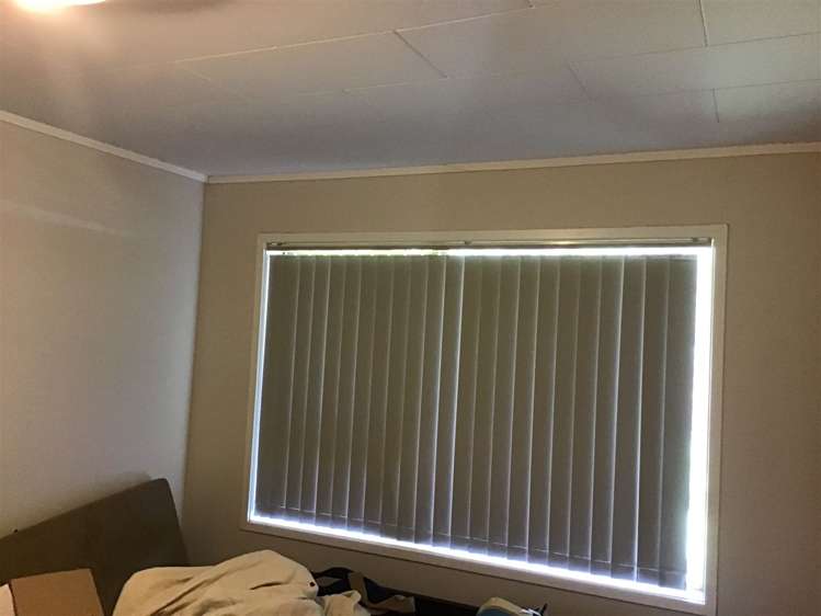 1 Sandrine Avenue Clover Park_6