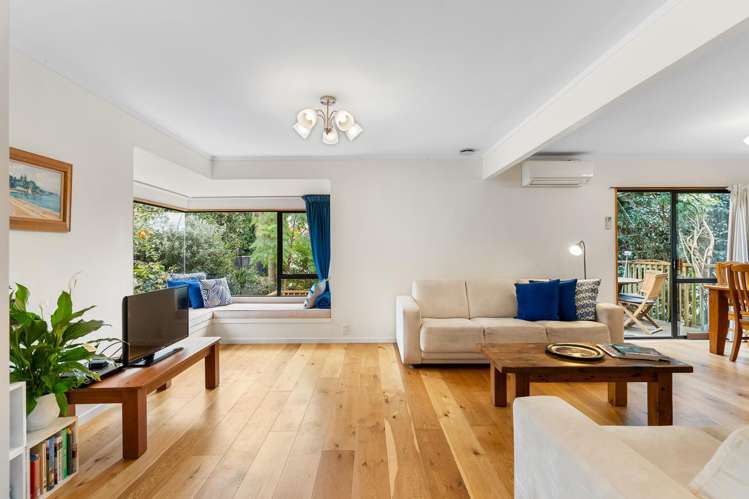 2/120 Riddell Road Glendowie_4