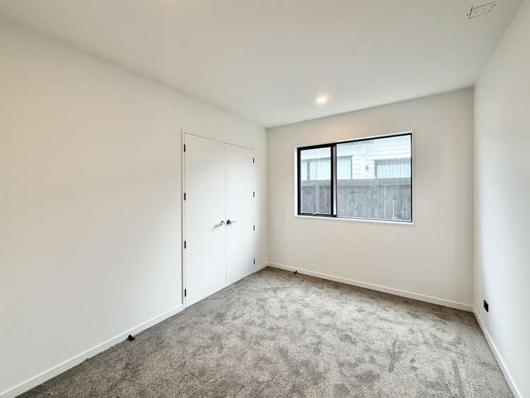 9 Tipu Crescent Milldale_17