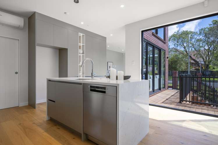 1 Weetman Drive Browns Bay_8