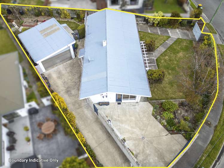 6 Barclay Place Burwood_24