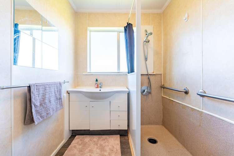 2/318 Church Street Timaru Central_11