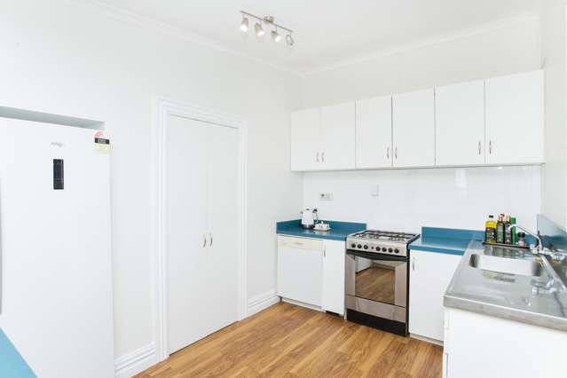 37 Lytton Road Riverdale_2