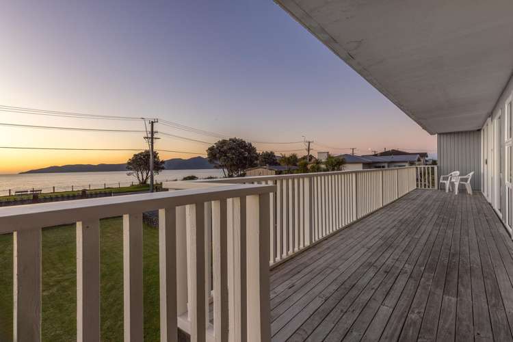 104 Marine Parade Paraparaumu Beach_2