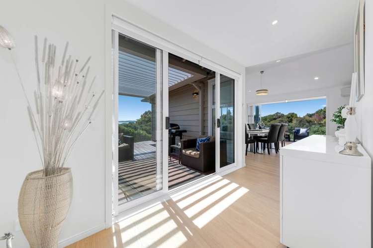 29 Omana Heights Drive Maraetai_11