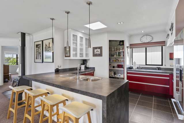 7 Byron Brown Place Otaki Beach_3