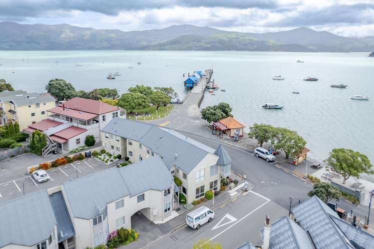 79c Beach Road Akaroa_21
