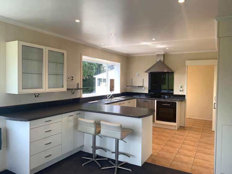 144 King Road Inglewood_9