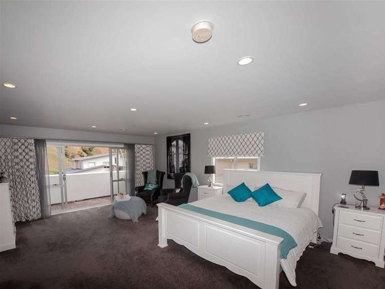 7 Didsbury Grove Churton Park_9