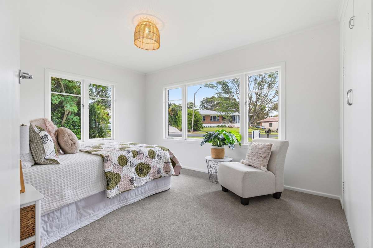 13 Churchill Avenue_5