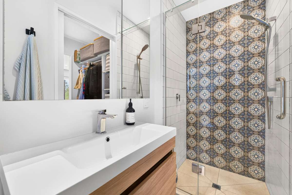 172 Luckens Road_4