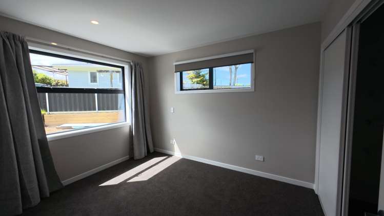 5/17 Simkin Street 11209_8