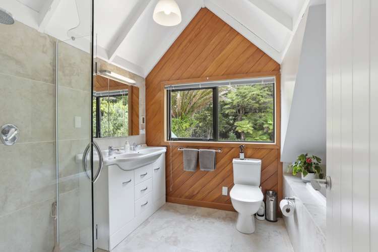 9 Arapito Road Titirangi_22