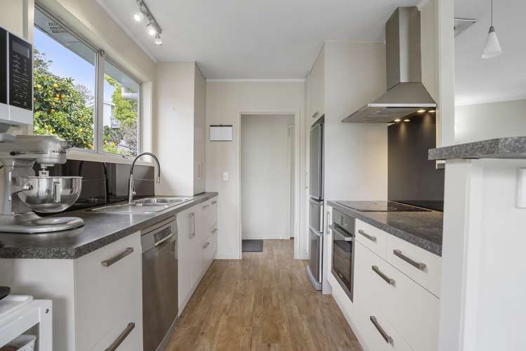 47 Castleton Street Birkdale_8