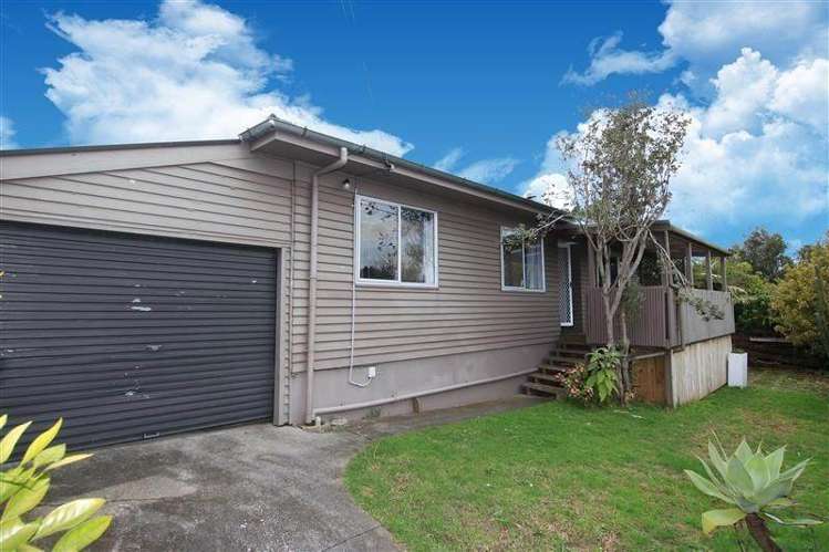 63 Sheridan Drive New Lynn_7
