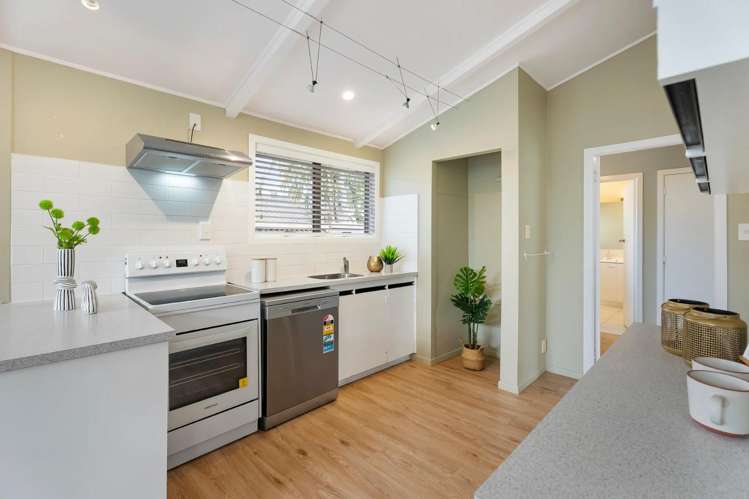 2/62 Rawhiti Road One Tree Hill_2