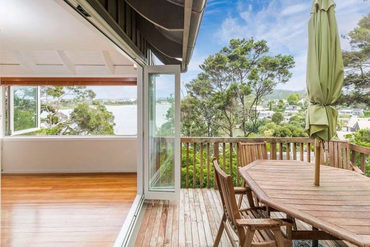 28 Oruamo Place Beach Haven_14