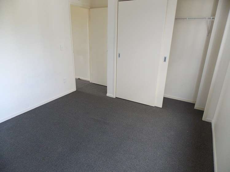 2c/3 Keystone Avenue Mount Roskill_12