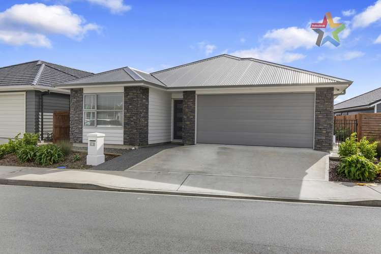 5 Takapo Grove Kelson_22