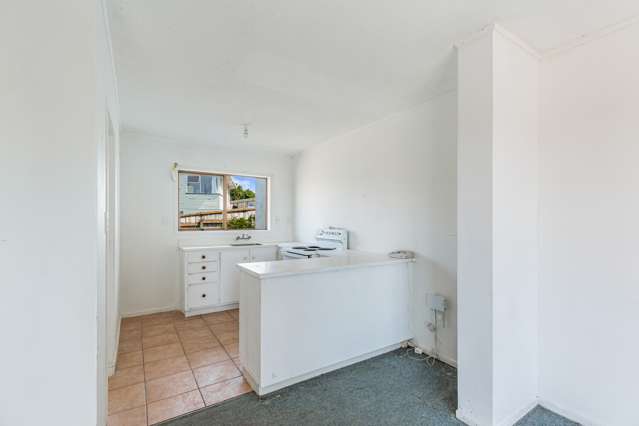 2/4173a Great North Road Glen Eden_1