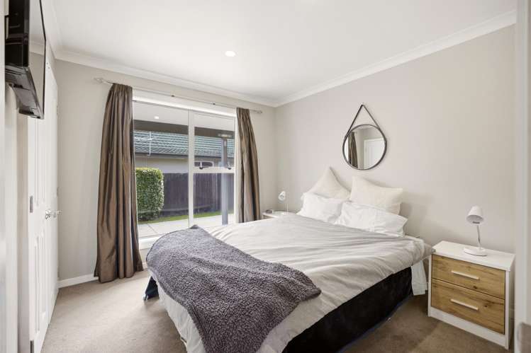 18 Heathglen Avenue Parklands_10