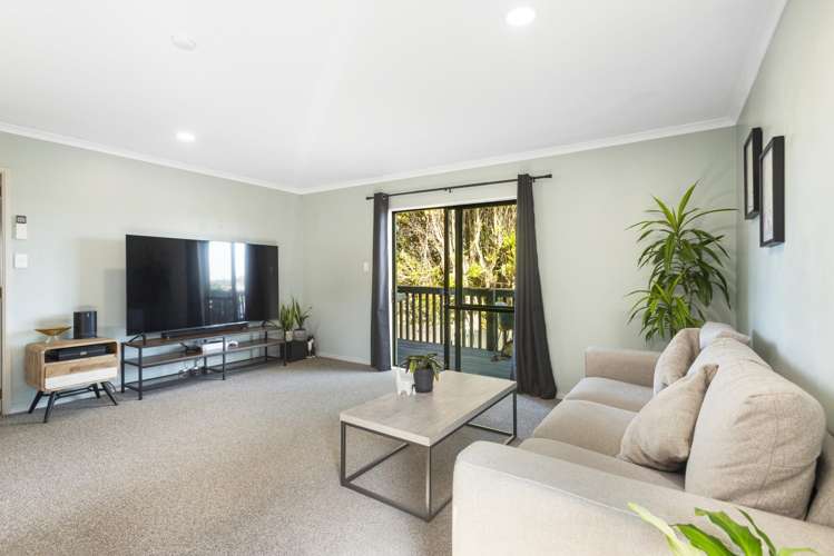 35B Henderson Crescent_3
