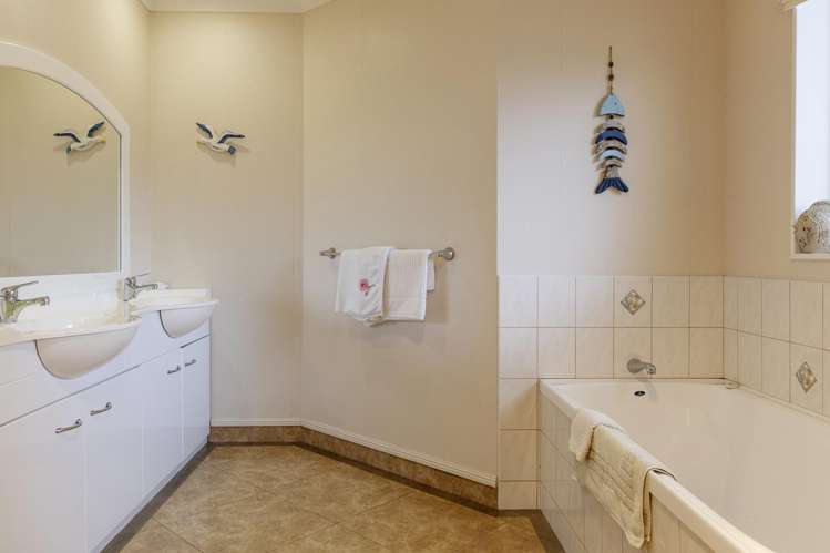 85 Arrowsmith Avenue Waipahihi_27