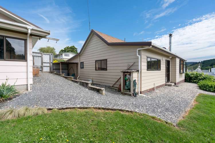 15 Lancaster Street Lawrence_20