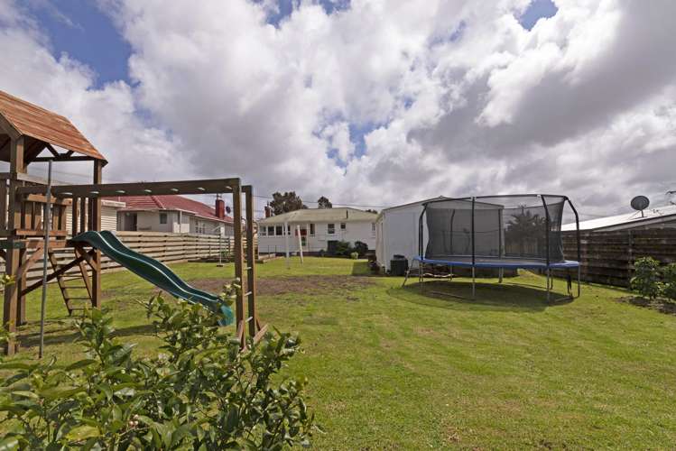 76 Forest Hill Road Henderson_16