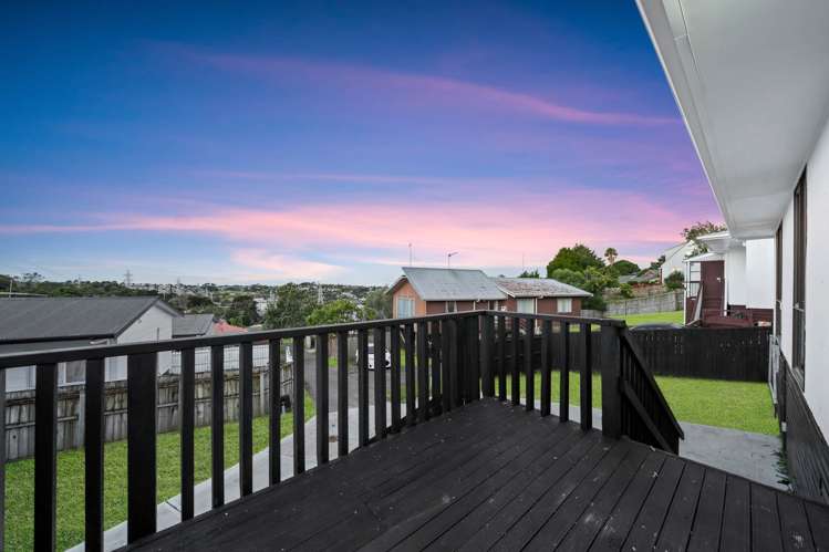 47 Lilburn Crescent Massey_13