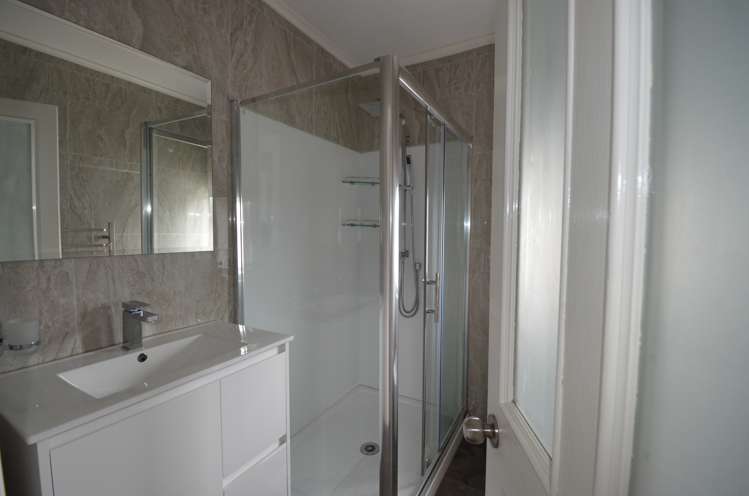 1/134 Clevedon Road Papakura_7