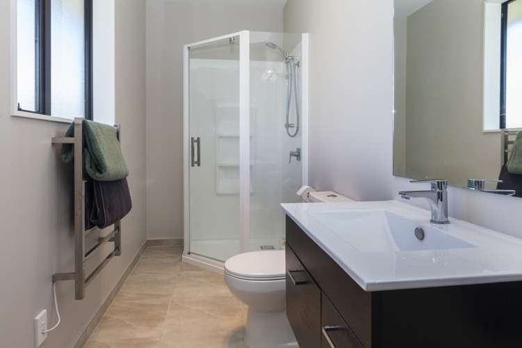 6 Amelia Place Wigram_13