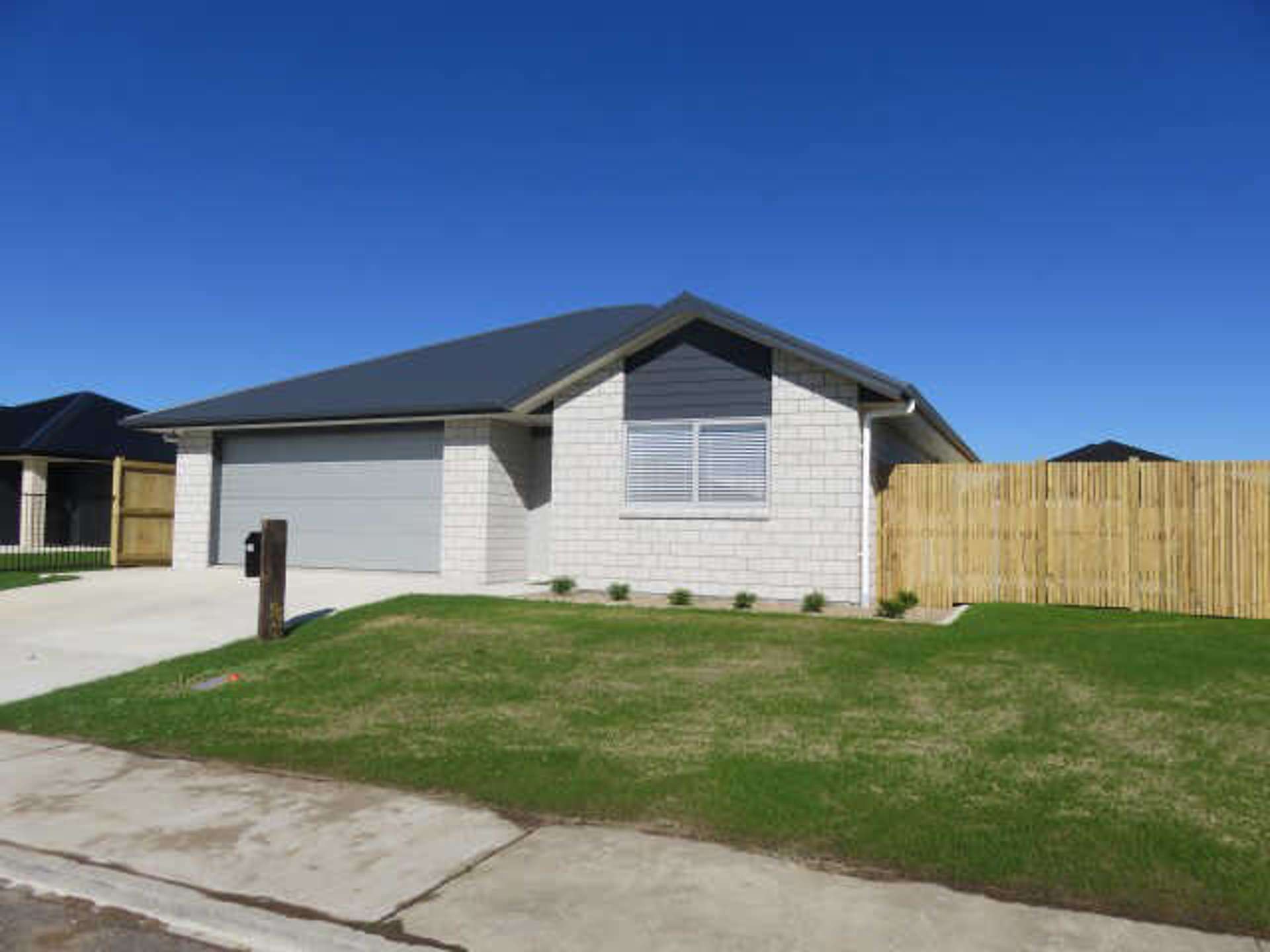 14 Ladeira Place 1071_0